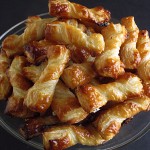 Lacitos de hojaldre
