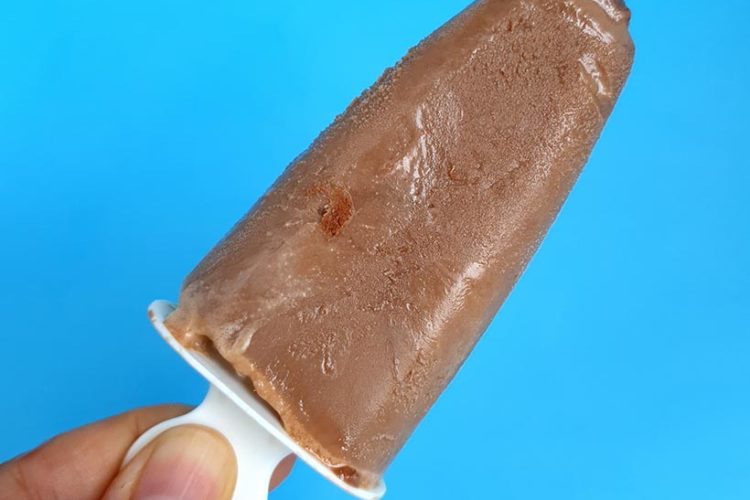 helado cremoso de chocolate sin heladera