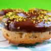 Donuts o donas de kefir y chocolates saludables